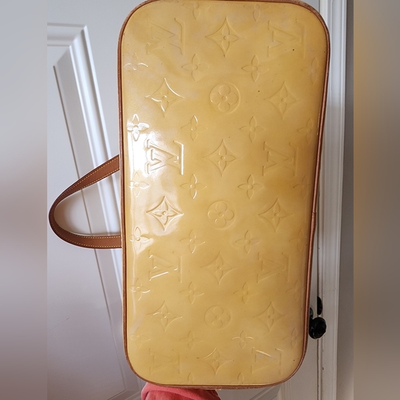 💥AUTHENTIC💥 Louis Vuitton Houston Vernis Monogram Tote - Picture 12 of 14